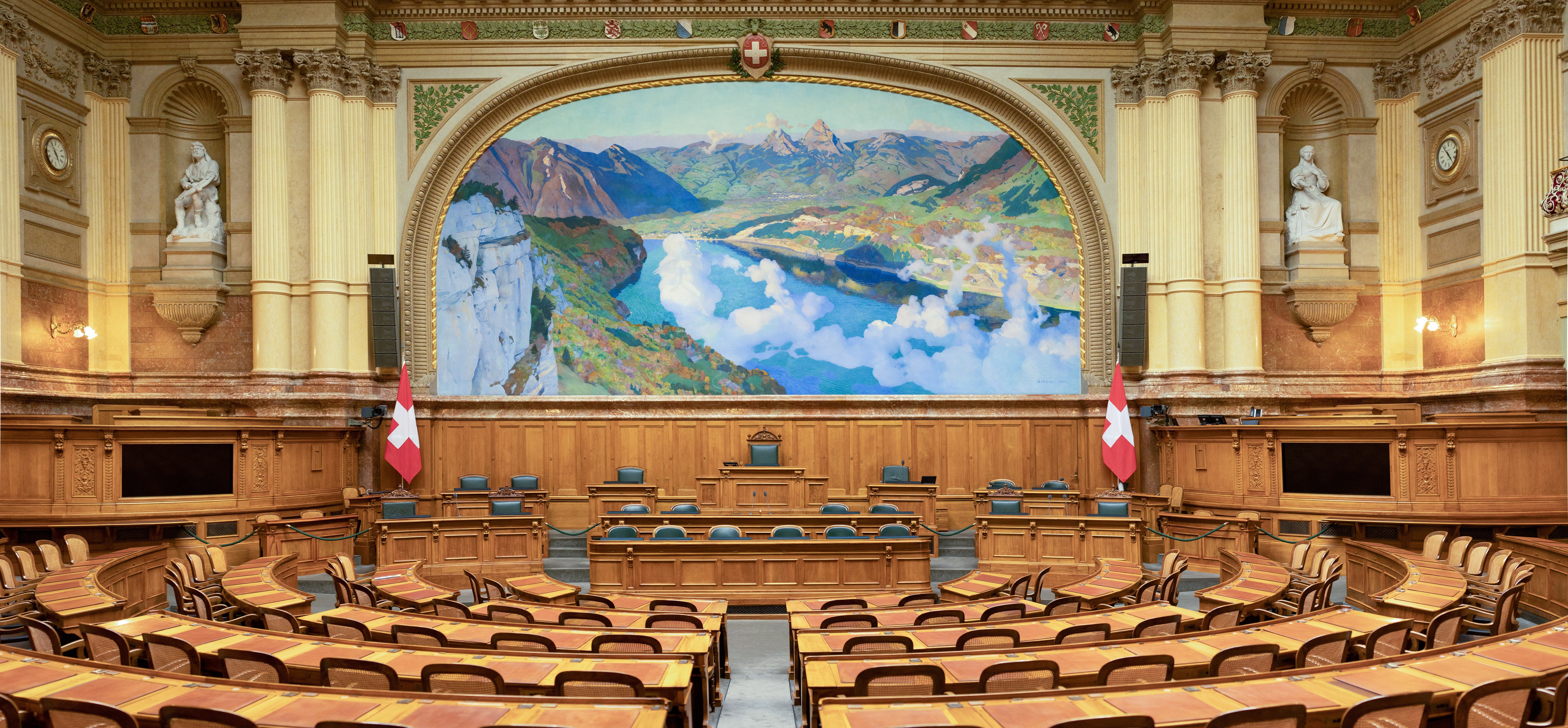 https://pixabay.com/photos/the-national-council-hall-parliament-4575420/